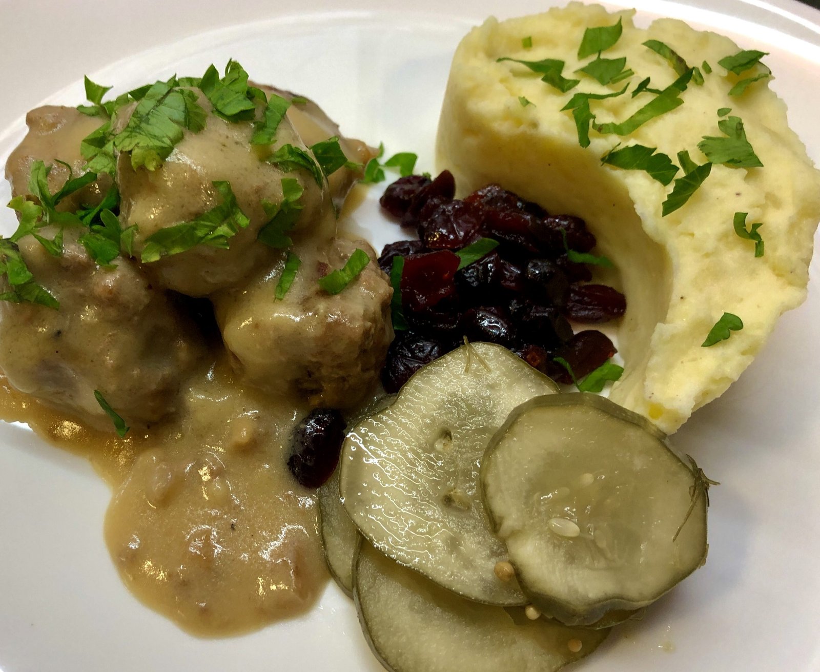 Meatballs suecas. Albóndigas con gravy y cía